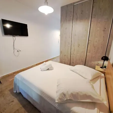 Mini 5 Apartment Patras
